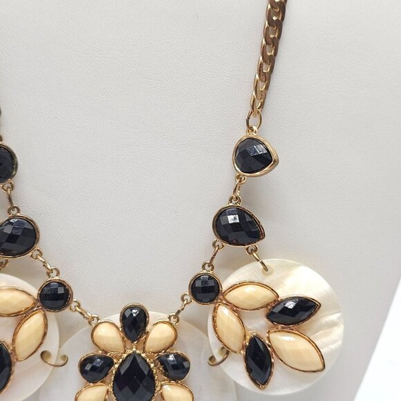 Peach Black MOP Acrylic Flower Statement Bling Necklace - Picture 4 of 9